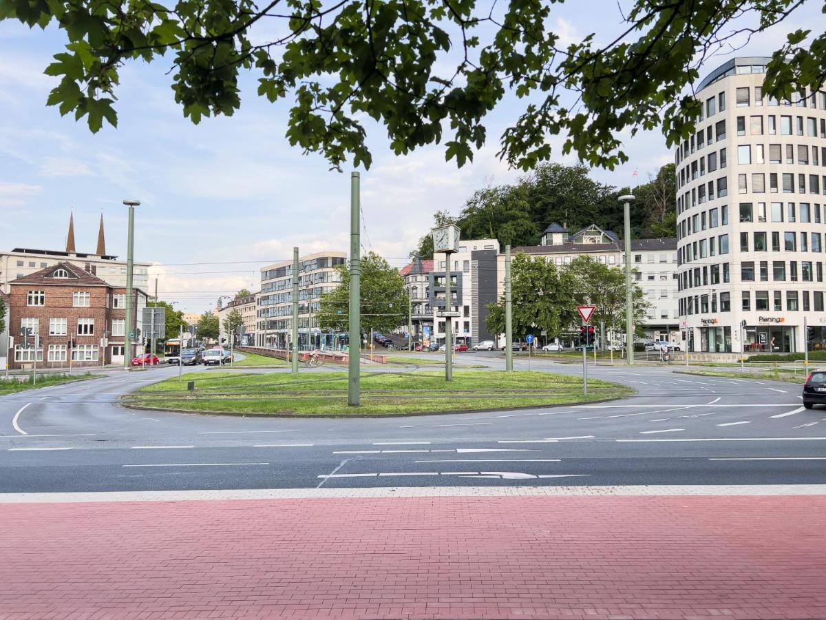Home By Doni I Apartment An Der Kunsthalle I Parkplatz & Balkon Bielefeld Exteriör bild