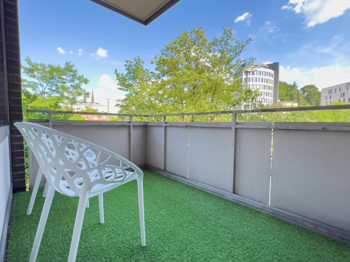 Home By Doni I Apartment An Der Kunsthalle I Parkplatz & Balkon Bielefeld Exteriör bild